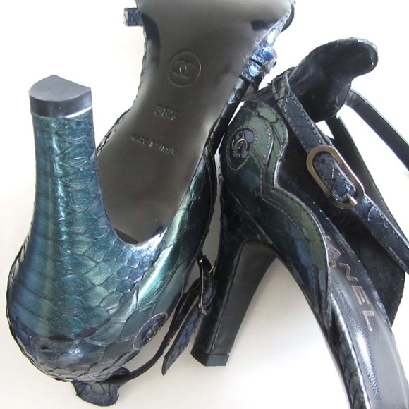 new CHANEL CC genuine python strappy sandals 38.5 - Picture 7 of 8